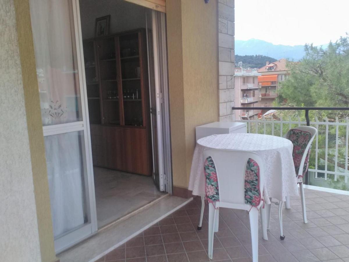 Valter Apartment Pietra Ligure Eksteriør billede